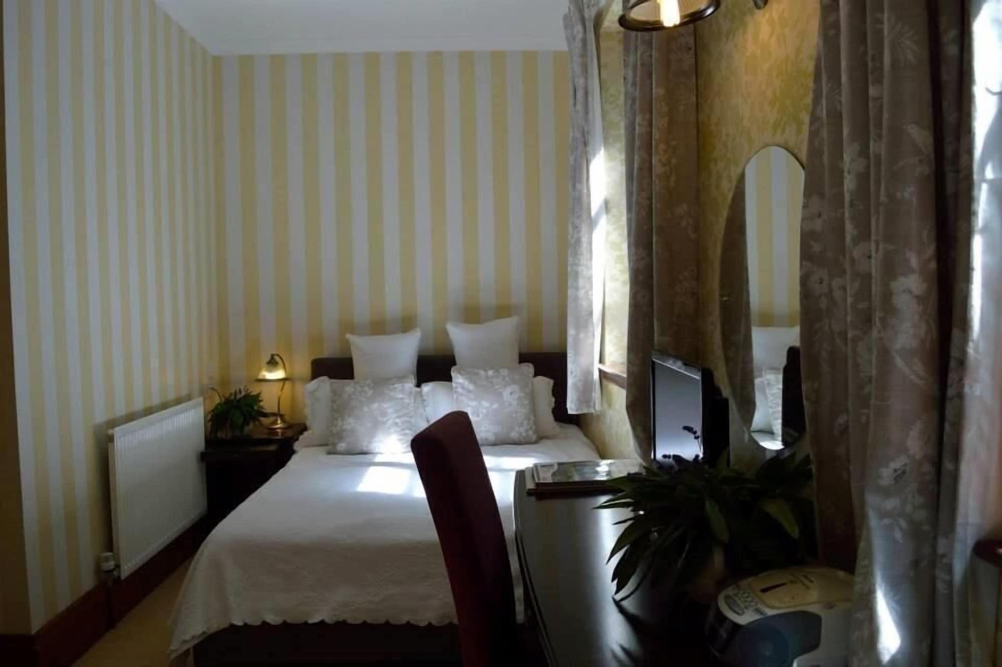 Craigdarroch Hotel Foyers Zewnętrze zdjęcie